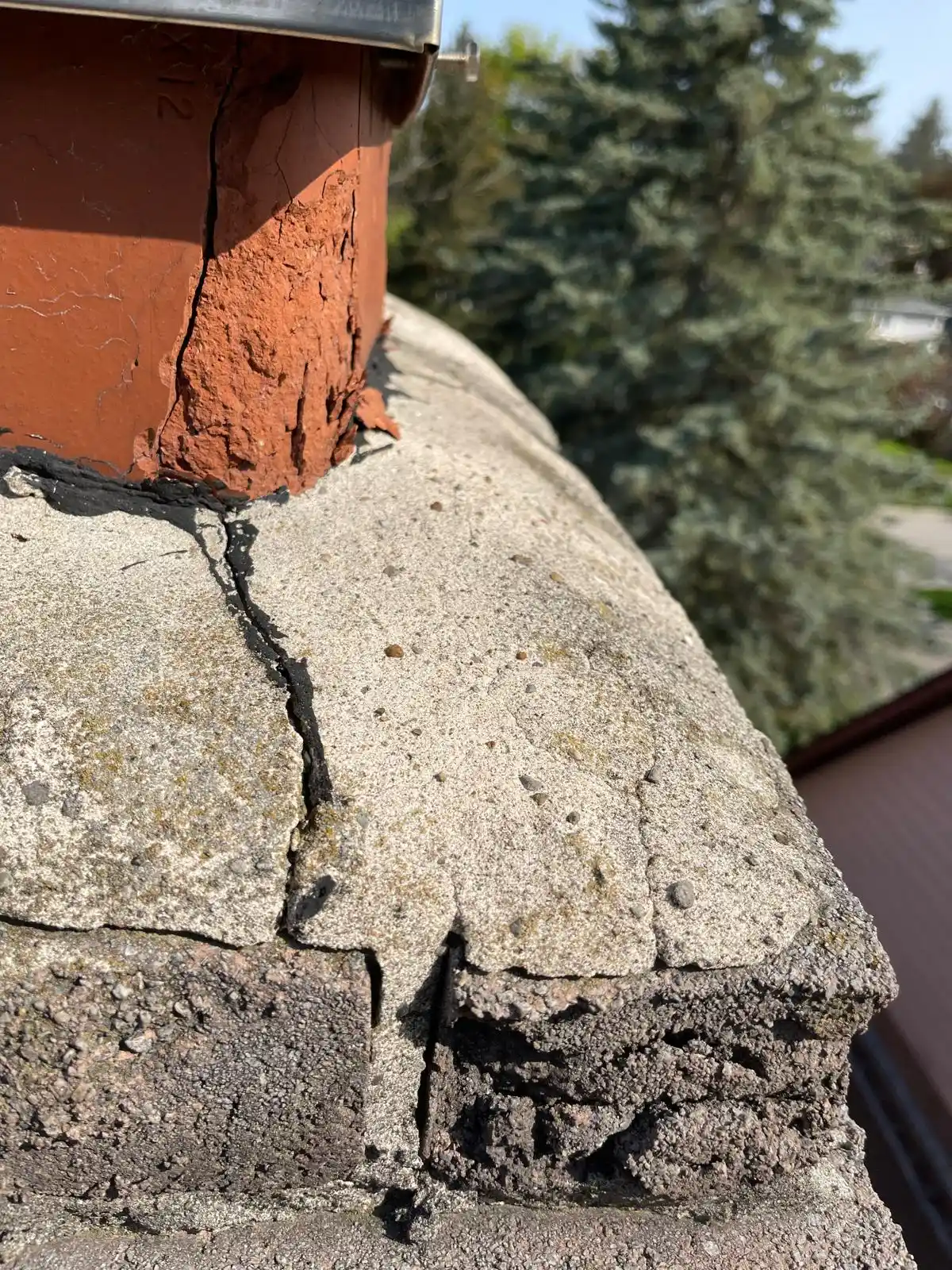 Chimney crack before