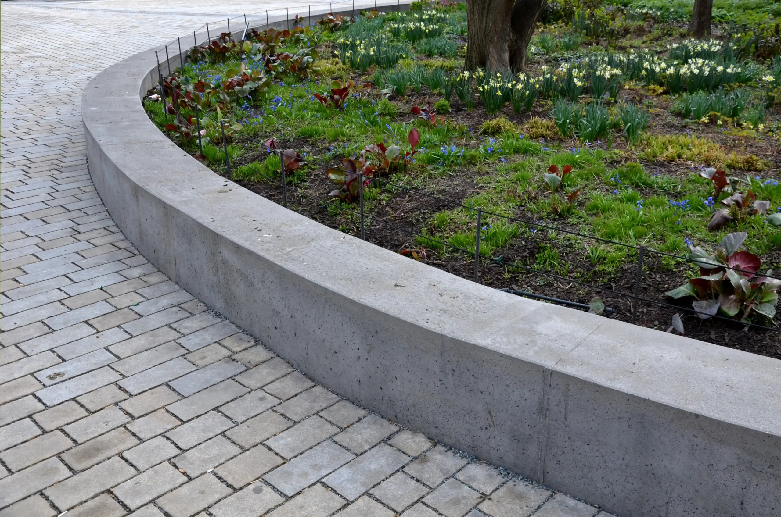 Block Paving and Retaining Wall