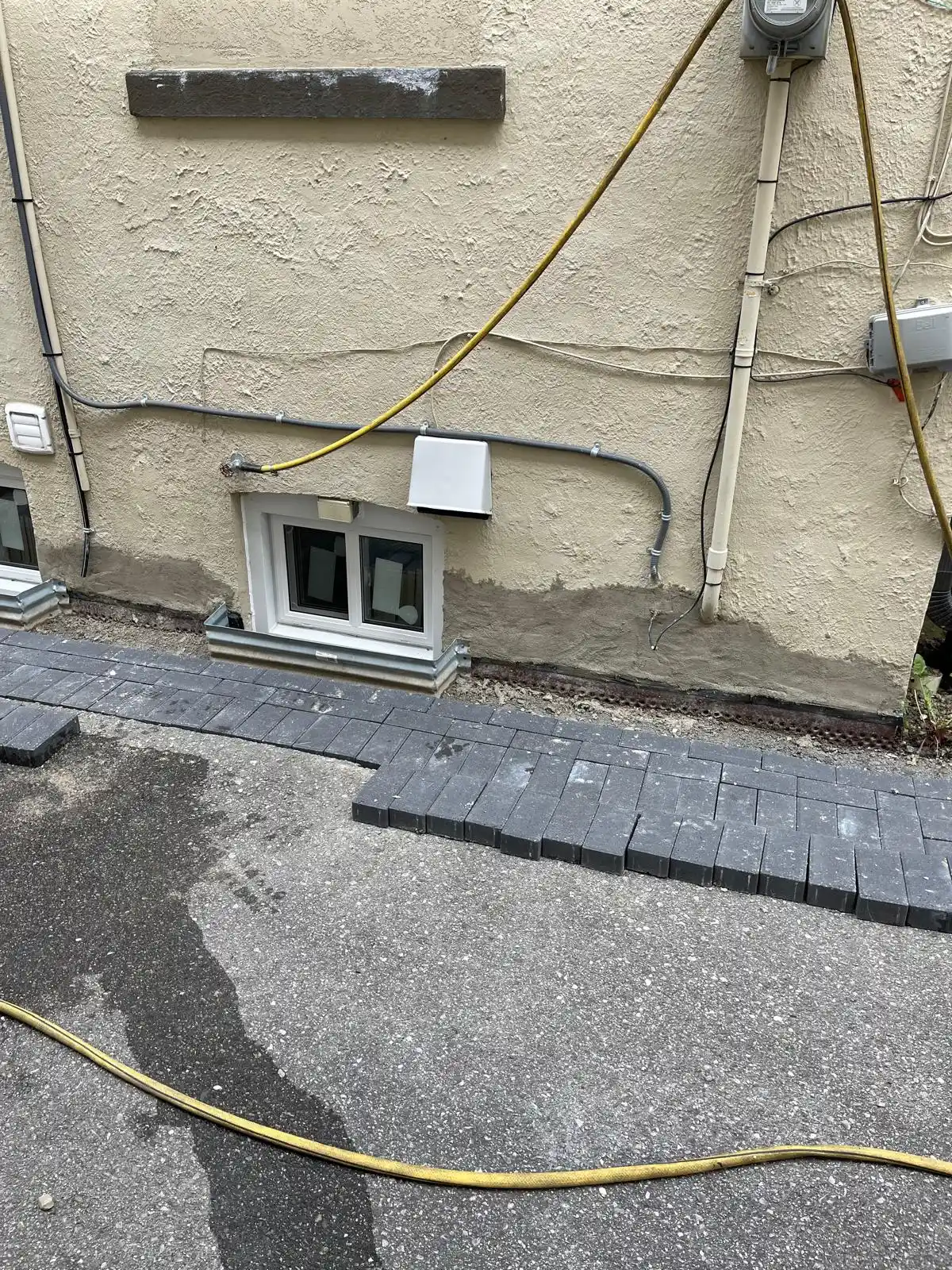 Paving surrounds